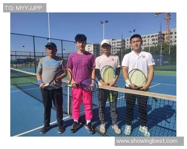 成都网球队在冠军赛中的灵活战术与团队协作表现分析